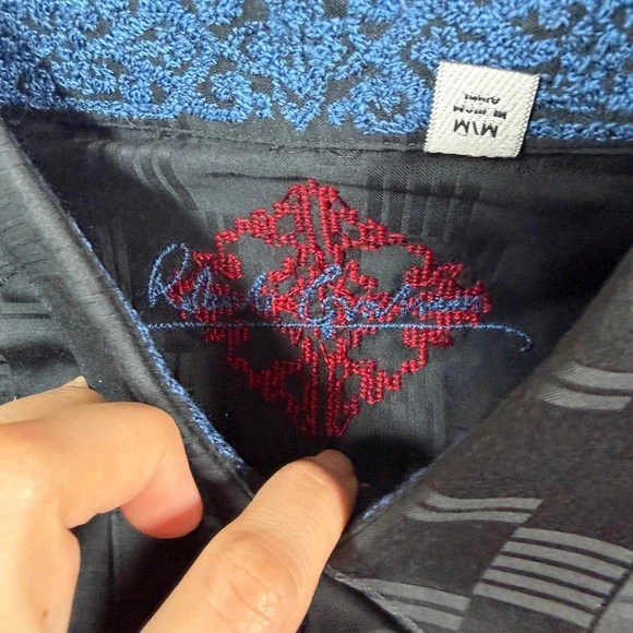 Robert Graham Button Down Shirt Mens Medium Black Satin Pleated Flip Cuff Party - Picture 3 of 10